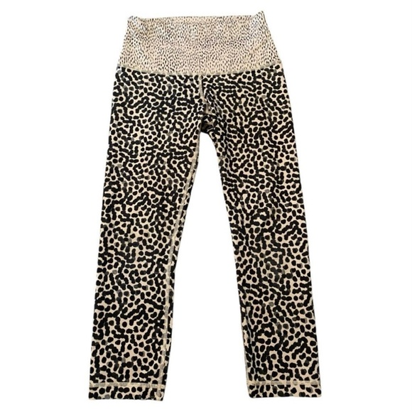 Lululemon Wunder Under Crop ll Sz 4 Spot Grain - Picture 3 of 10